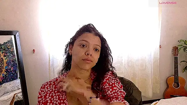 Snapshot of Amanda_sweet chatting on 04-30-26, 12:55 Amanda sweet online show from 04-30-26, 12:55