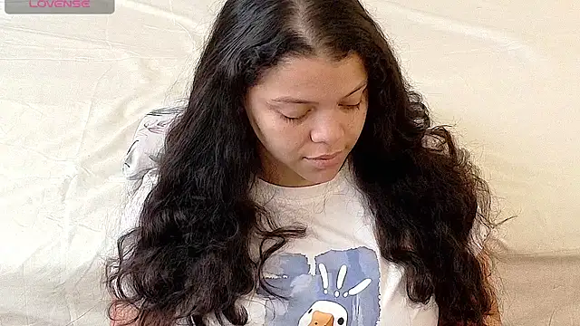 Snapshot of Amanda_sweet chatting on 05-26-26, 01:40 Amanda sweet online show from 05-26-26, 01:40
