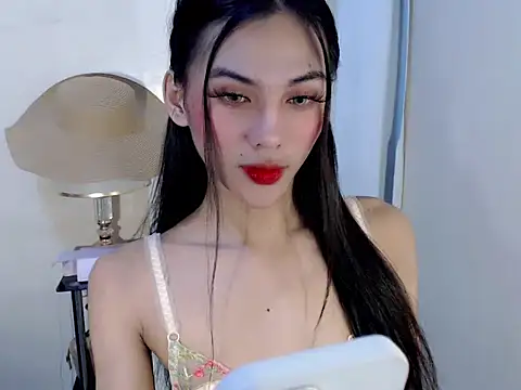 Ur latinahotpaprika online show from 07-23-26, 08:18