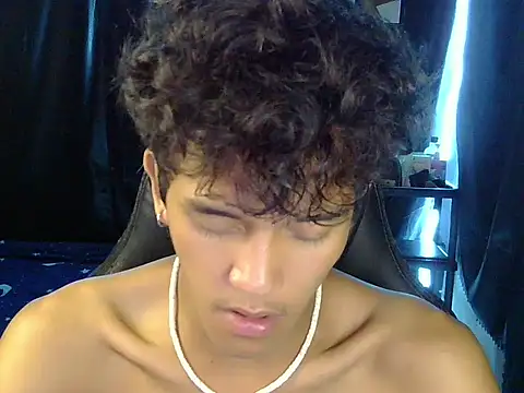 kenbigcockxx online show from 04-12-26, 04:23