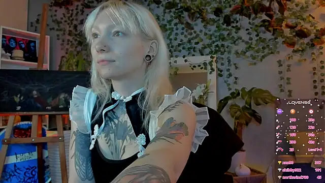 Snapshot of tattoo_art_baby chatting on 06-25-26, 02:55 tattoo art baby online show from 06-25-26, 02:55