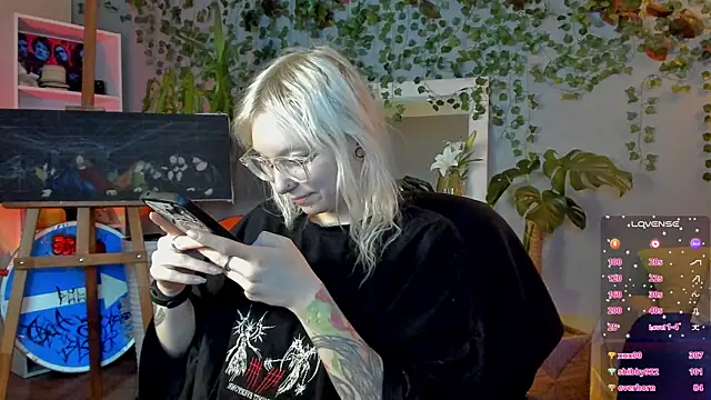 Snapshot of tattoo_art_baby chatting on 06-26-26, 06:40 tattoo art baby online show from 06-26-26, 06:40