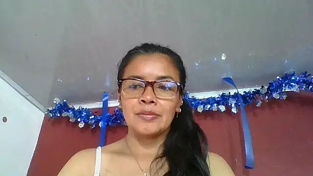 DianaOchoa  online show from 01-09-26, 07:48