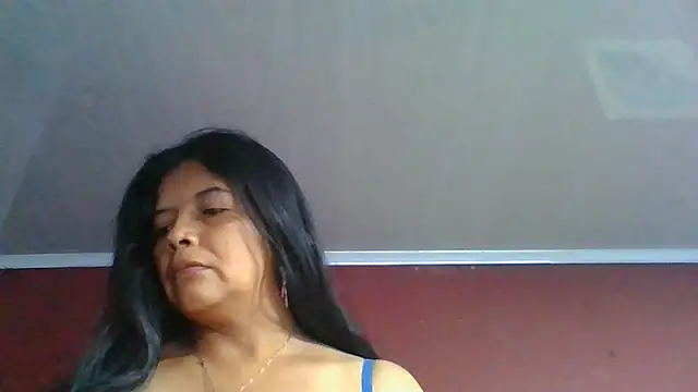 Snapshot of DianaOchoa_ chatting on 06-20-26, 11:24 DianaOchoa online show from 06-20-26, 11:24