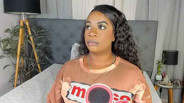 Keily-w online show from 11-17-25, 08:36