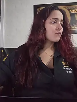 candy  fox  online show from 11-08-25, 01:00