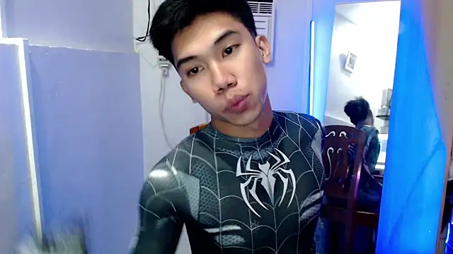 Snapshot of Ur_pinoyhotbrix chatting on 09-18-25, 03:47 Ur pinoyhotbrix online show from 09-18-25, 03:47