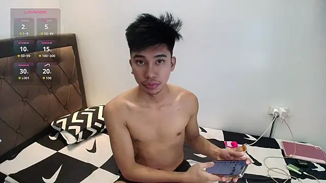 Snapshot of Ur_pinoyhotbrix chatting on 03-11-26, 02:56 Ur pinoyhotbrix online show from 03-11-26, 02:56