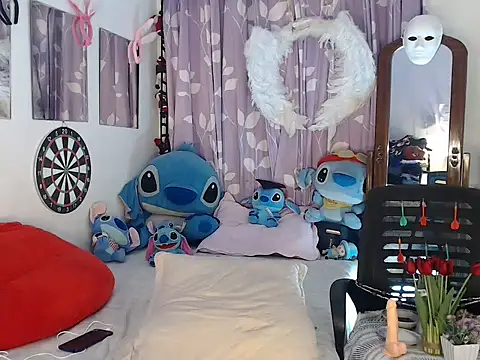 Snapshot of good_boy_in_bed chatting on 09-18-25, 05:26 good boy in bed online show from 09-18-25, 05:26