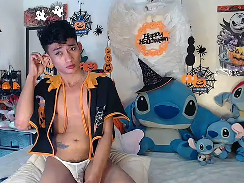 Snapshot of good_boy_in_bed chatting on 11-04-25, 09:58 good boy in bed online show from 11-04-25, 09:58