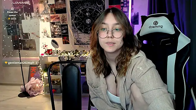 ameliameadd online show from 09-21-25, 08:05