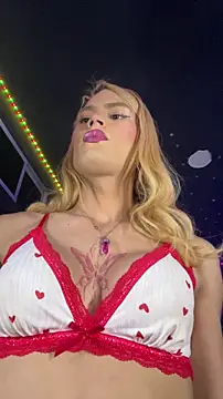 Snapshot of naho_love chatting on 02-15-26, 07:51 naho love online show from 02-15-26, 07:51