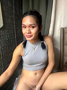 yourlovingperlita69 online show from 12-04-25, 04:48