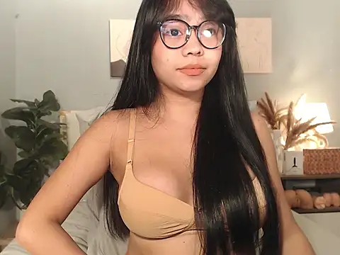 Snapshot of HotAsianGabby69 chatting on 07-10-26, 07:27 HotAsianGabby69 online show from 07-10-26, 07:27