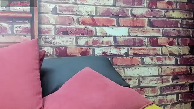 Kaya Tate online show from 05-27-26, 01:57