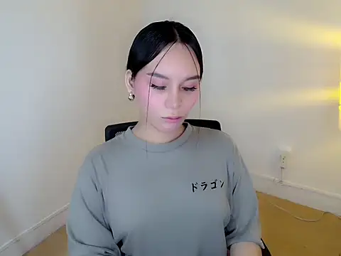 holly tabby online show from 01-13-26, 10:04