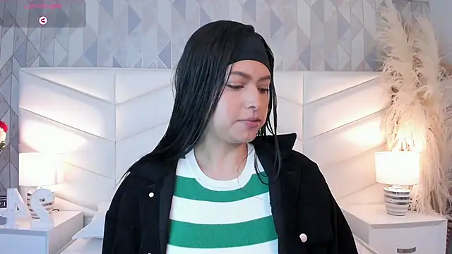 victoria   jonnes online show from 09-21-25, 12:29