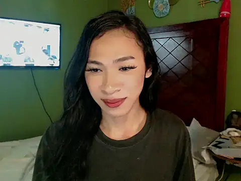 Annaloula online show from 10-14-25, 02:07