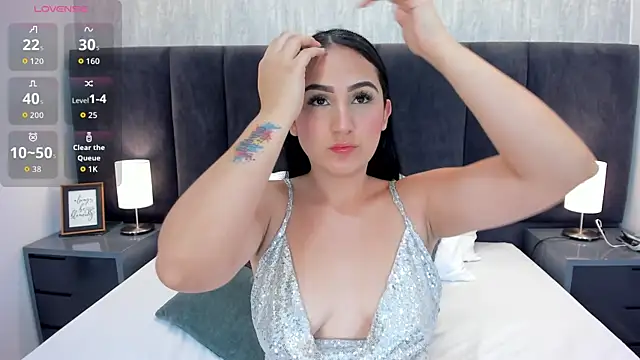 HiilaryDolce online show from 09-09-25, 02:27