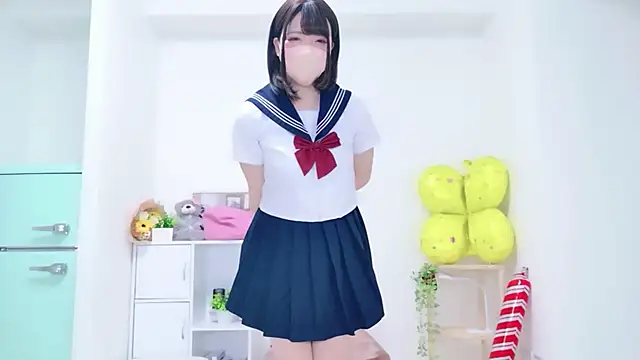 Snapshot of Anzu_xx chatting on 02-13-26, 05:42 Anzu xx online show from 02-13-26, 05:42