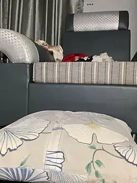 meiiijr55 online show from 09-25-25, 05:05