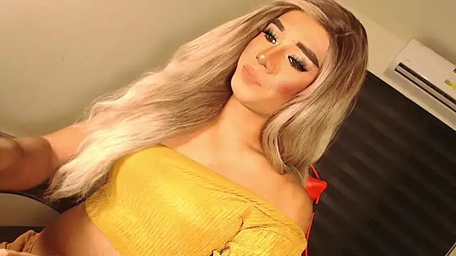 SissifyMeNow online show from 10-13-25, 07:36