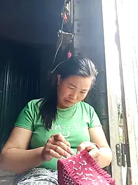 Snapshot of jienrrr chatting on 09-18-25, 05:09 jienrrr online show from 09-18-25, 05:09