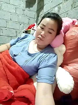 Snapshot of jienrrr chatting on 09-30-25, 12:37 jienrrr online show from 09-30-25, 12:37