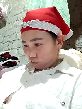 Snapshot of jienrrr chatting on 10-09-25, 12:47 jienrrr online show from 10-09-25, 12:47