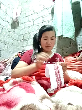 Snapshot of jienrrr chatting on 10-11-25, 01:27 jienrrr online show from 10-11-25, 01:27