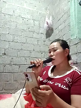 Snapshot of jienrrr chatting on 10-11-25, 01:31 jienrrr online show from 10-11-25, 01:31