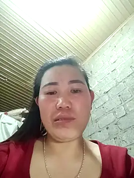 Snapshot of jienrrr chatting on 10-18-25, 12:50 jienrrr online show from 10-18-25, 12:50