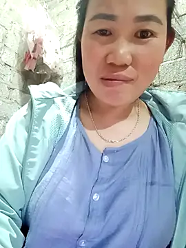 Snapshot of jienrrr chatting on 10-24-25, 01:29 jienrrr online show from 10-24-25, 01:29