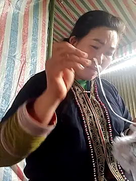 Snapshot of jienrrr chatting on 10-28-25, 02:26 jienrrr online show from 10-28-25, 02:26