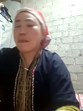 Snapshot of jienrrr chatting on 11-09-25, 11:41 jienrrr online show from 11-09-25, 11:41