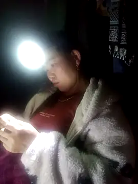 Snapshot of jienrrr chatting on 11-15-25, 12:30 jienrrr online show from 11-15-25, 12:30