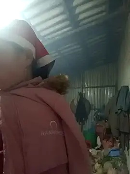 Snapshot of jienrrr chatting on 11-21-25, 12:26 jienrrr online show from 11-21-25, 12:26