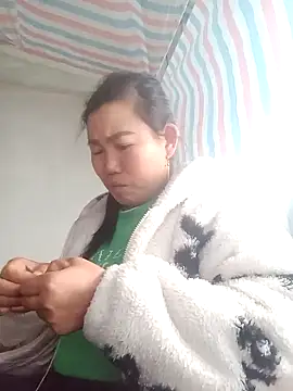 Snapshot of jienrrr chatting on 11-26-25, 01:50 jienrrr online show from 11-26-25, 01:50