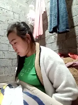 Snapshot of jienrrr chatting on 11-30-25, 02:32 jienrrr online show from 11-30-25, 02:32