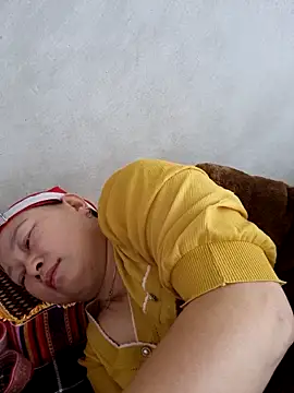 yoowwmr online show from 11-14-25, 04:00