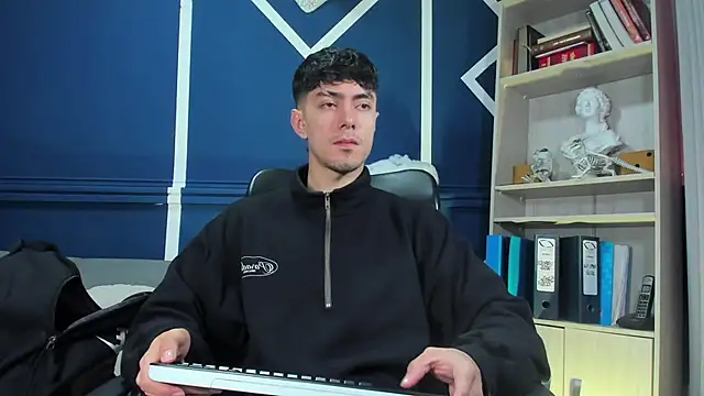 etham wolf  online show from 11-15-25, 12:02