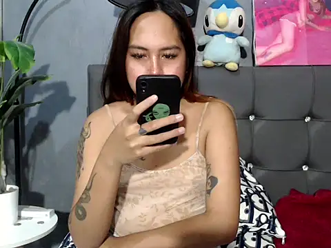 Snapshot of urtranspinay chatting on 11-05-25, 07:58 urtranspinay online show from 11-05-25, 07:58