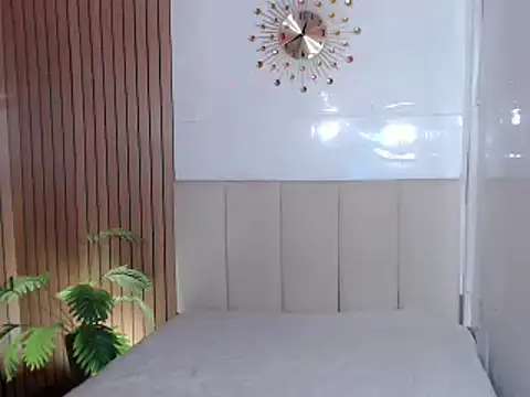 Snapshot of SluttyJedy chatting on 12-05-25, 02:20 SluttyJedy online show from 12-05-25, 02:20