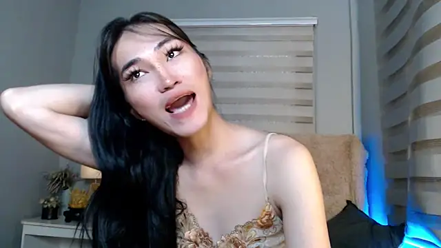 Snapshot of lovelychanel69xx chatting on 10-08-25, 11:02 lovelychanel69xx online show from 10-08-25, 11:02