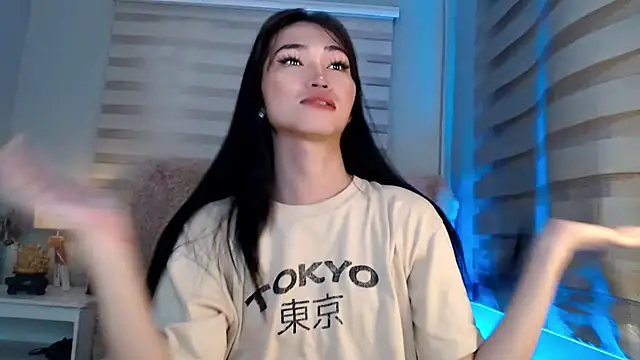 Snapshot of lovelychanel69xx chatting on 10-11-25, 11:14 lovelychanel69xx online show from 10-11-25, 11:14