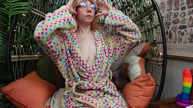 bendingofwillow online show from 12-14-25, 01:16