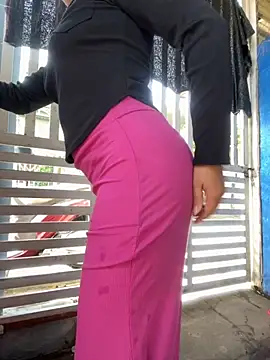 FishingGirl online show from 11-19-25, 02:22