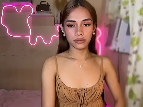 Lovelynikki03 online show from 09-26-25, 05:17