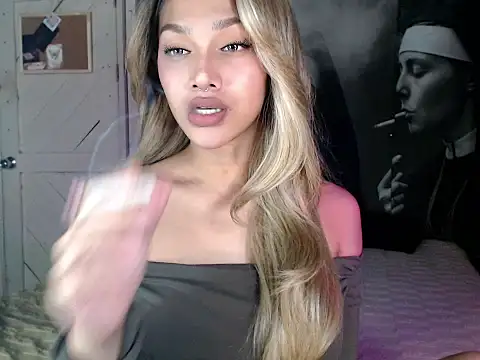 itsmekarinaaa online show from 03-31-26, 03:23