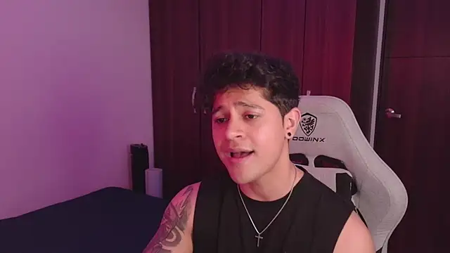 domsantiago  online show from 10-01-25, 12:05